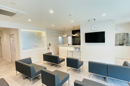 1000waitingRoom4.jpg